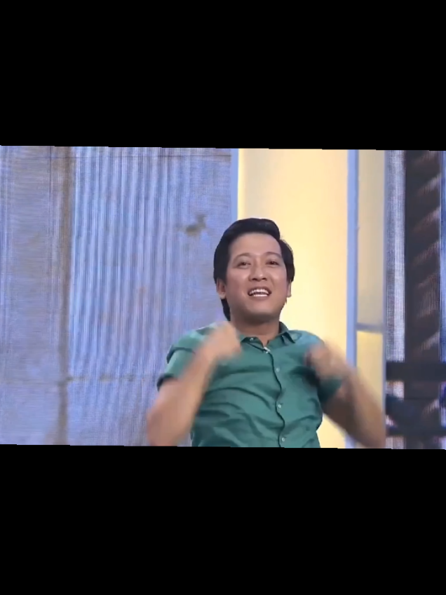 Đồng nghiệp với nhau mà a Giang #truonggiang #showbiz #gameshow #thanhduy 