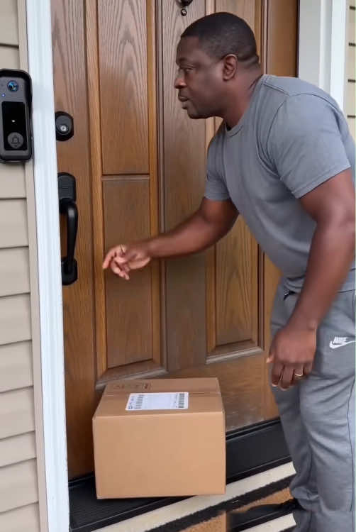 Once you try a screen doorbell, you won’t go back  #sohochic  #doorbell #fyp #doorbellcamera #securitycamera timbreconcamara wireless smartcamera wificamera homesecurity wirelessdoorbellcamera tiktokfinds tiktokmademebuyit giftideas tiktokshop ml-0919-2-lyk