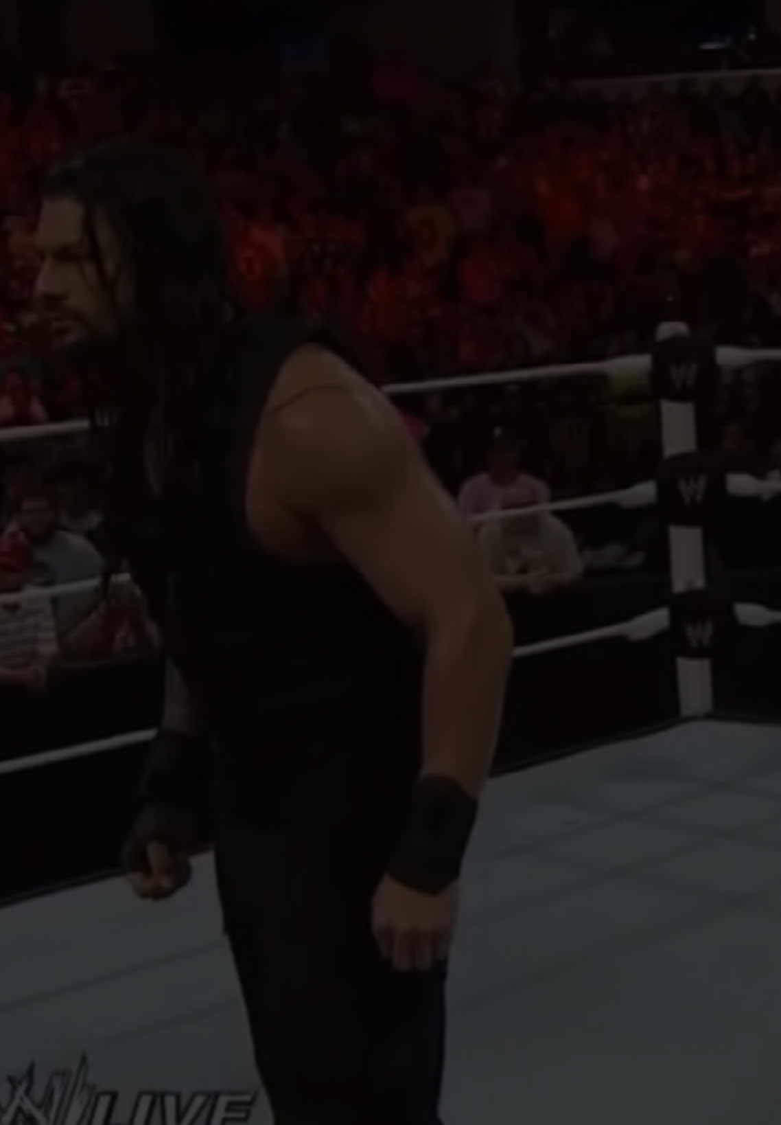 خيانة سيث رولنز لفريق الدرع وا الانتقام منه 💔!!.#WWE #cristianoronaldo #explor #romanreigns 