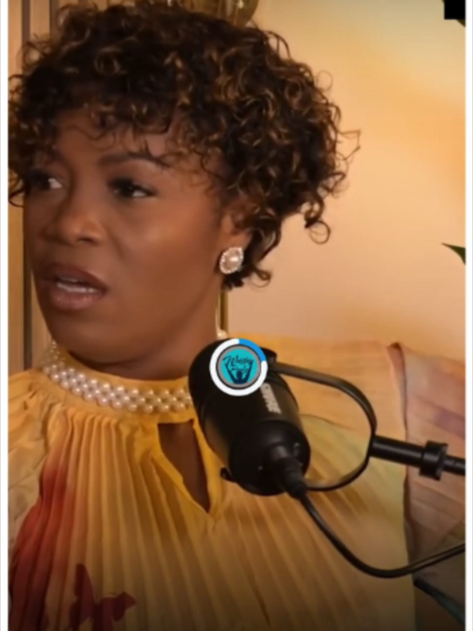 Maman Sandra Mbuyi _ Ce qui doit devenir notre force, c'est ce que Dieu a fait avec nous quand il y avait personne. La main du Seigneur qui est avec toi sera encore avec toi Accrochons-nous à ça.