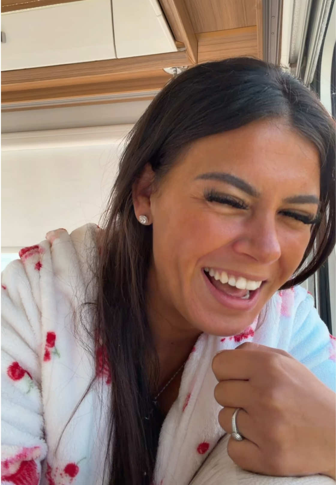 Come get to know my child hood 🤣 #fyp #singlemom #widow #gypsy #fypシ゚viral🖤tiktok 