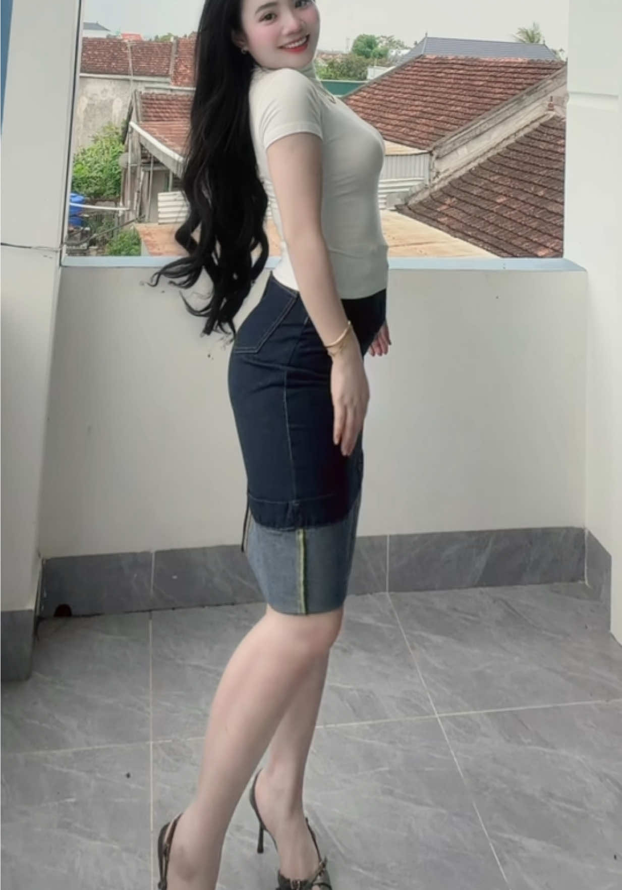 Chân váy siêu tôn dáng🥰 #chanvayxinh #liuliu #thoitrang #xuhuong 