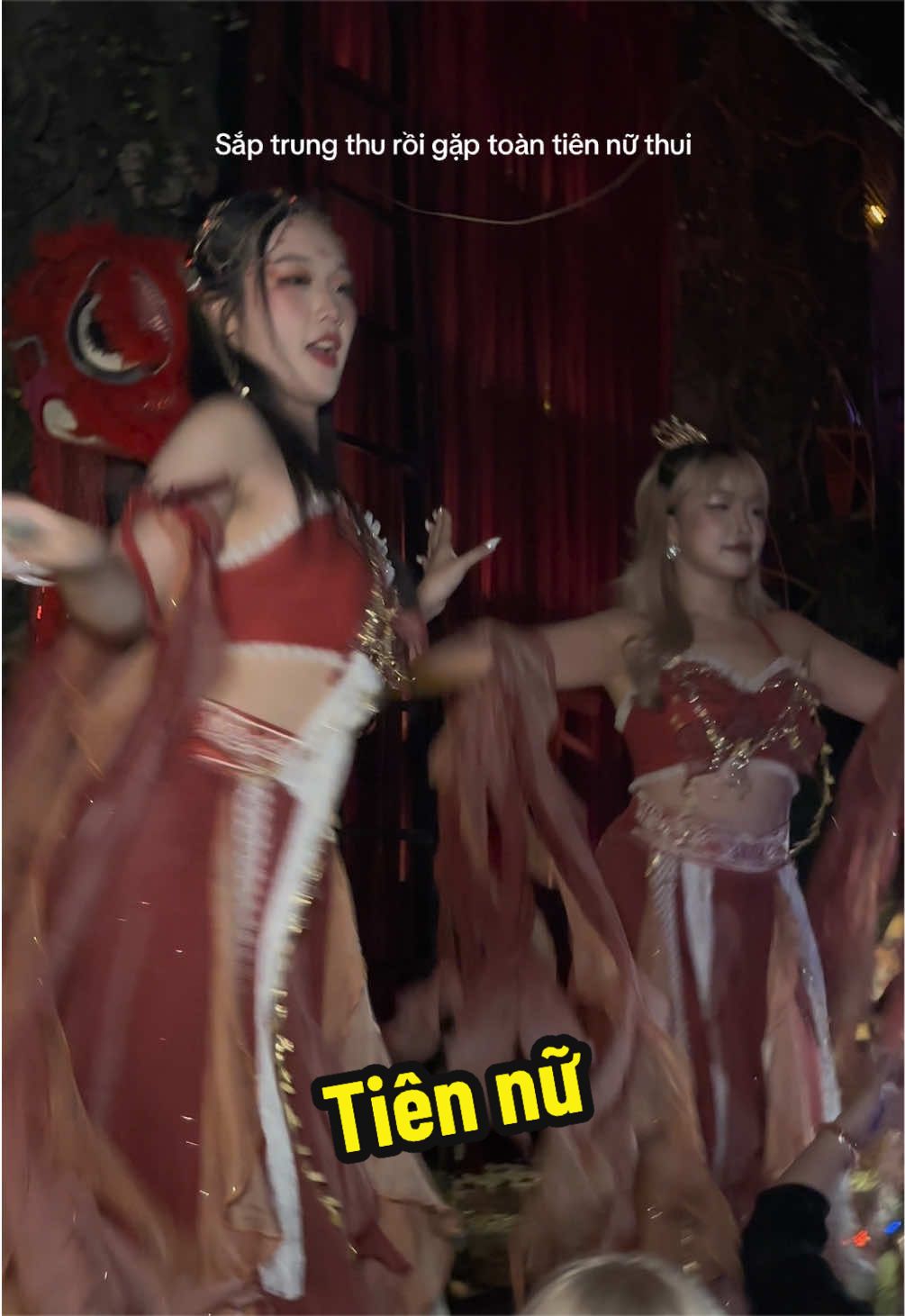 Tiên nữ giáng trần #hybraultralounge #cocktailbar #girlsnightout #friendshipgoals 