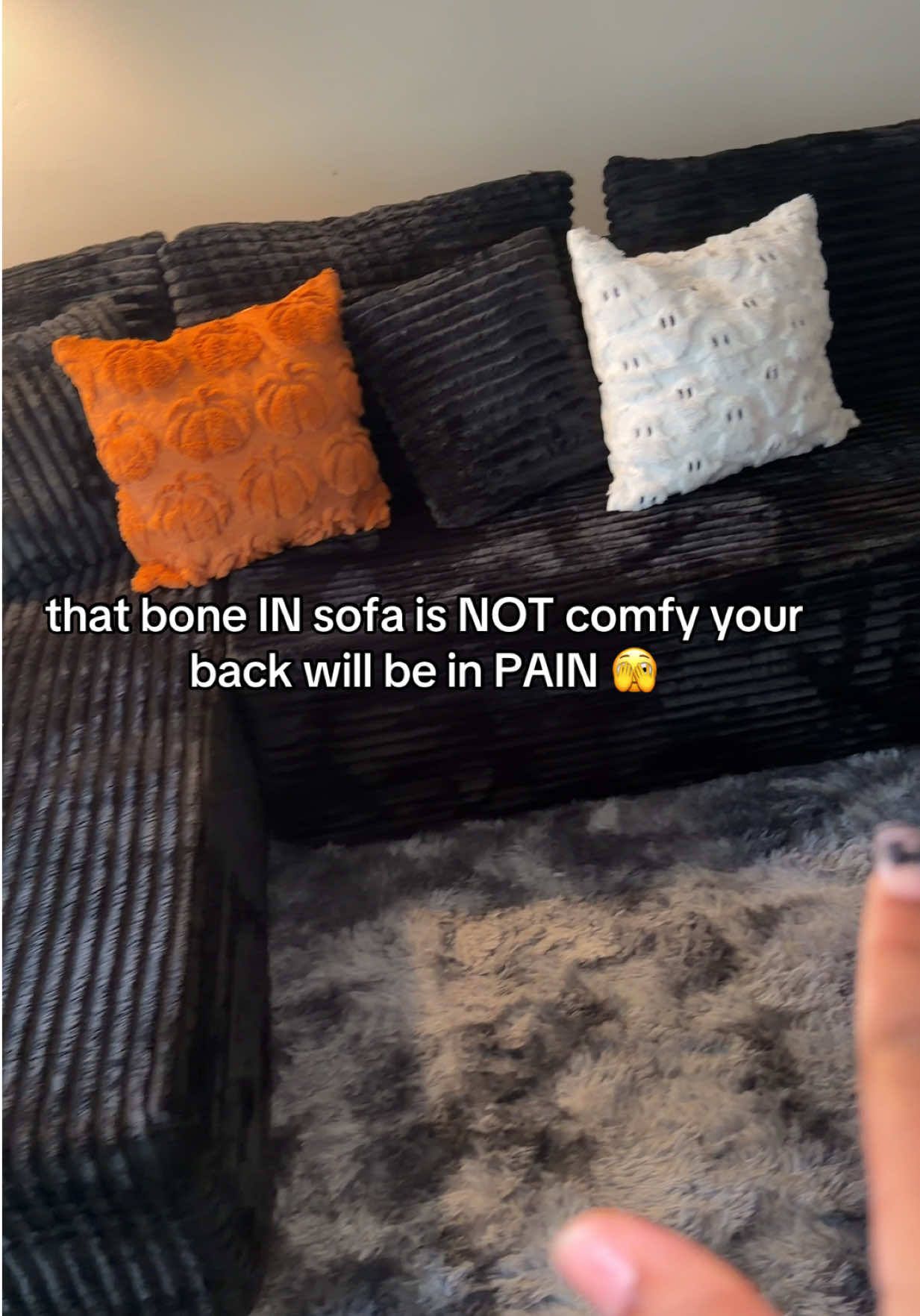 Why am I spending OVER 1,000+ on a boneless sofa when I can get one like THIS?! 😭 This one is beautiful, comfy, spacious, and seriously brings the whole living room together. Plus, you can actually stretch out and sleep on it without waking up feeling like your back went through a breakup 😂🖤 definitely giving luxury without the luxury price tag! #bonelesssofa #modularsofa #sectionalsofa #livingroomdecor #livingroomideas   