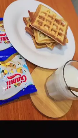 Waffles, but make them Ginmil.  Made with Ginmil for that creamy milk and ginger goodness in every bite. Because sometimes, breakfast deserves a little something extra. Would you be trying these this weekend? 😋 📍Find Ginmil in stores nationwide. #Ginmil #SuperDrinkForHealthAndImmunity #GingerAndMilk #BreakfastIdeas #DailyNourishment 
