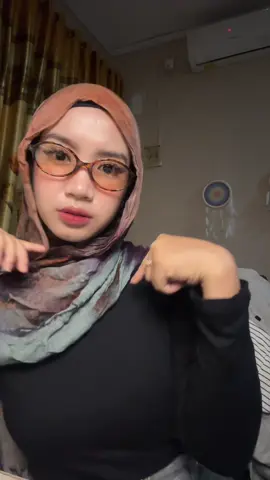 pilih aku atau MU