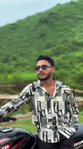 হুম তুমি সেই বিশ্বাসটা কখনো ভেঙ্গে দিয়ো না 🥹 #litonmahmud #Love #romantic #firstlove #reallove 