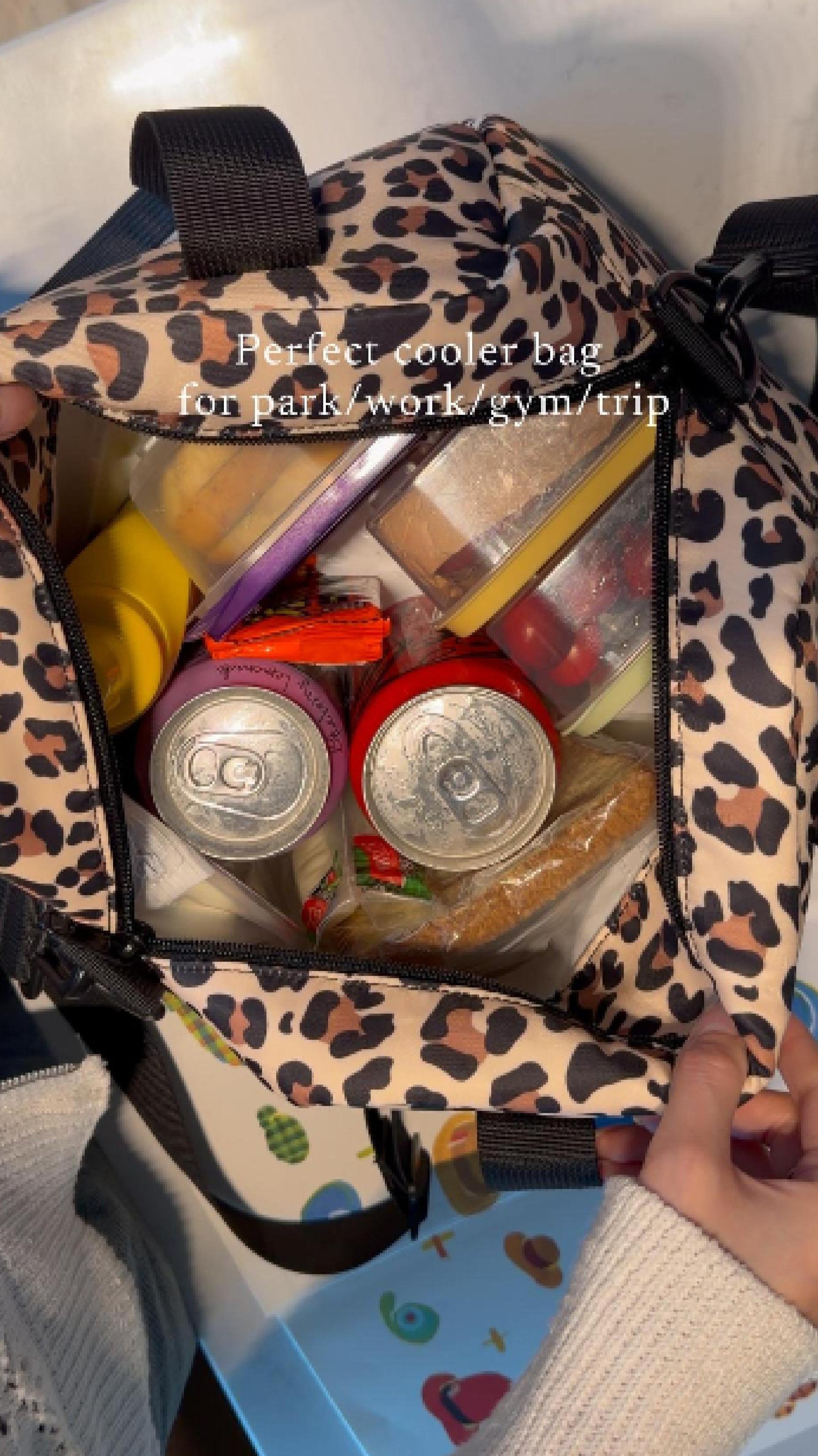 Insulated freezeable lunch bag with four built in gel packs.I love anything that makes my life easier!! #Cerbonny #CerbonnyCoolerBag #MiniCoolerBag #InsulatedBag #PortableCoolerBag #GrabAndGo #BuiltInGelCooler #TikTokMadeMeBuyIt