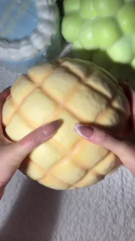 いつもと少し編集を変えてみました😀 #asmr #squishy #waxcracking #スクイーズ 