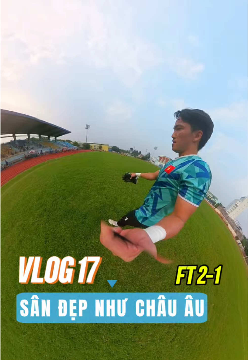 VLOG 17, Sân đẹp như châu âu, trận thăng 2-1 #football #Soccer #goalkeeper #khuonglouis #footballtiktok 