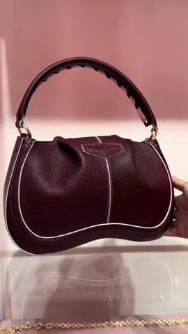 Come and visit us in Mietis Barcelona Store ❤️🐞 Discover our leather bags here, see you soon! #localbrand #leatherbag #barcelona #leatherbagshop #familyheritage 