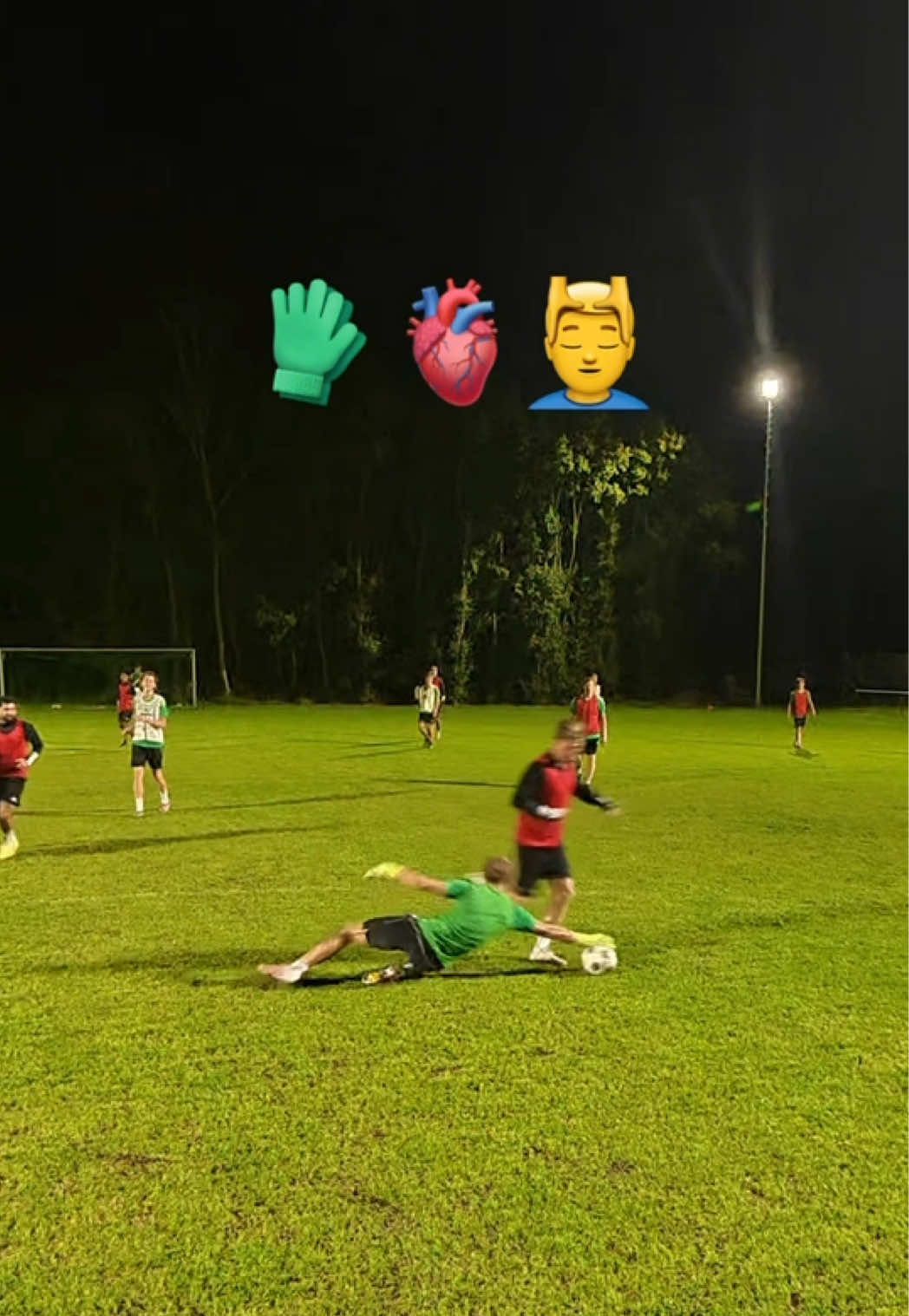 Therapy🤞🏽😤🧤 #football #fußball #goalkeeper #viral #torwart 