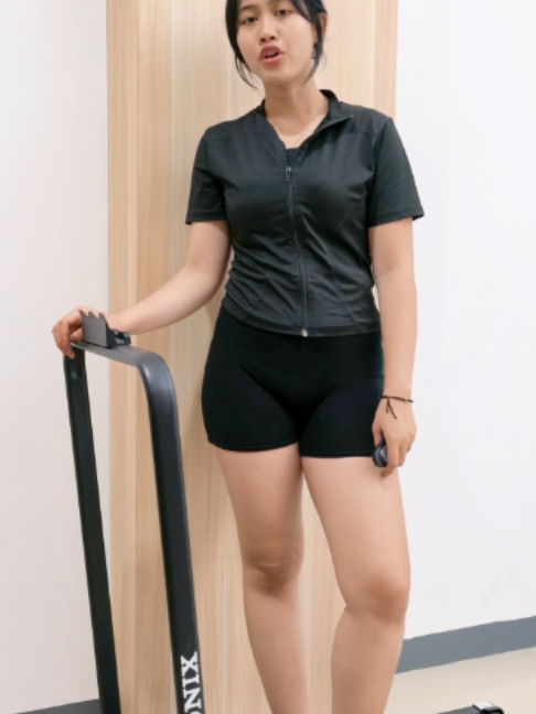 Mulai hidup sehat nggak harus nunggu hari Senin, yang penting mulai aja dulu langkah pertamanya. Treadmill Sonix siap bantu kamu lebih aktif setiap hari di rumah. Mampir ke LIVE kita sekarang yuk, atau langsung klaim promonya di keranjang kuning! #MulaiSekarang #SonixTreadmill #GayaHidupSehat #WorkoutRumahan #RacunTikTok