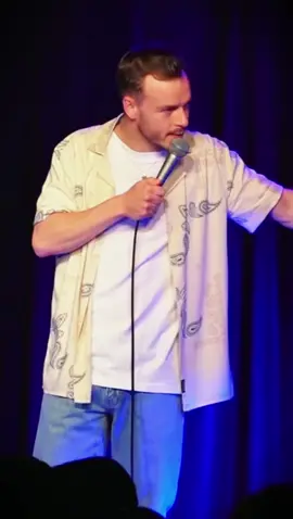 Thomas Angelvy fait rire tout le monde 😂 #ThomasAngelvy #comédie #drôle #fyp #viral 