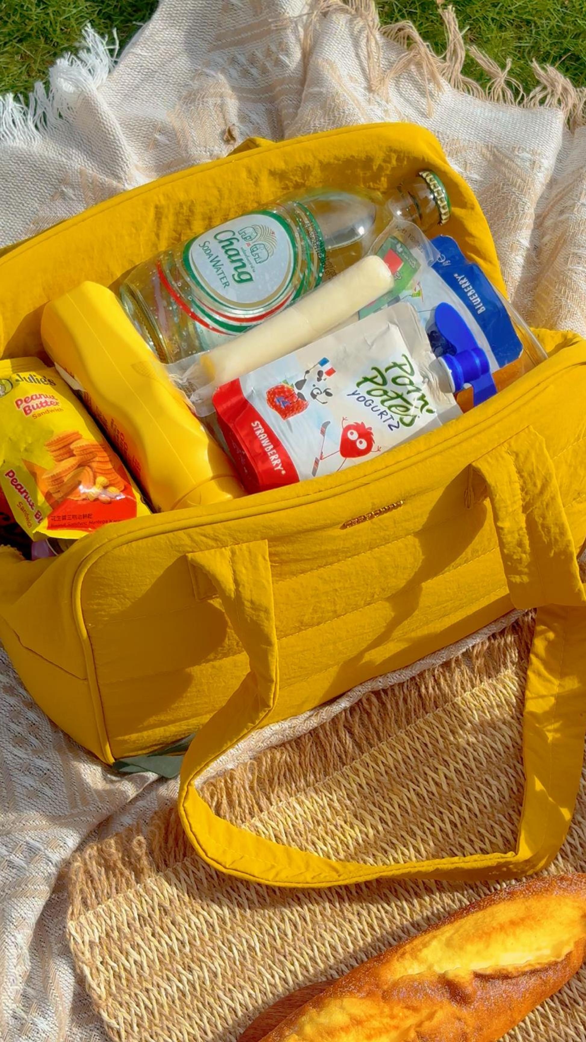 Cold drinks anywhere? My portable fridge says yes. ✅ #cerbonny #coolerbag #backtoschool #summerwins #summermashup #beachbag #officelife #fyp #heatwave #dealsforyoudays #snack #picnic #traveltips #summerbag #whatsinmybag #summervibe #organizer #catchthemoment #foryoupage #fypシ #lunchbag #minicoolerbag #onthego #prom #student #mom #tiktokshopcreatorpicks #baglover #bagforgirl #beachbagessentials #3in1bag #bags