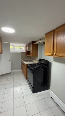 50 Cortland St Apt BL, Newark, NJ 07105 PRECIO $1,450 HABITACIONES 1 Ha b BAÑOS