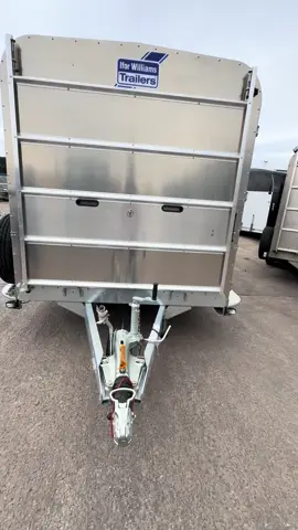 She is a beauty 🤩🤩 Ifor Williams TA510 16x6 livestock trailer #alantuertrailers #iforwilliamstrailers #livestocktrailer 