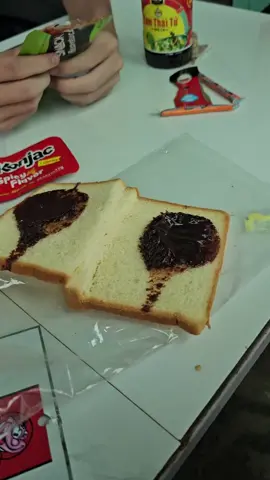 buổi chiều của Mỹ lai chợ mới @rip_indra @Thịnh Bá Khí🥶 @ị thơm thít ăn cơm💩 #chef #sandwich #nuttella 