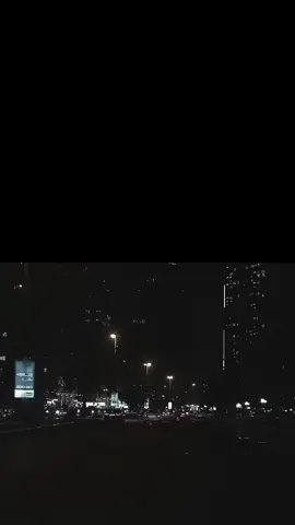 #وسط_الناس_الجمال_يتقاس #احمد_حماقي #أغاني #اكسبلورexplore #محظورة_من_كلشي😫💔 