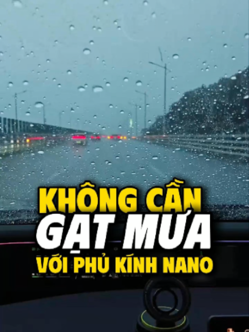 Không cần gạt mưa với Xịt phủ kính Nano #libitu #xitphukinhnano #xitkinhnano #chongbamnuockinhxe #phunanokinhoto #mualu #ngaplut #donxe #otocu #baoduongoto #chamsocxe #oto