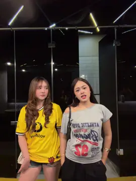 kembali lg bersama cina oon ini @Ochaatry 