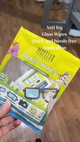 Anti fog glass wipes#glasswipes#peculiar #peculiareyewear #antifog #wipesforeyeglass quick and hassle free application