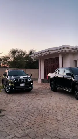 Badshah hon ma✨☠️#black #millionviews #viral #toyota #unfrezzmyaccount @Khalid khan Balouch 