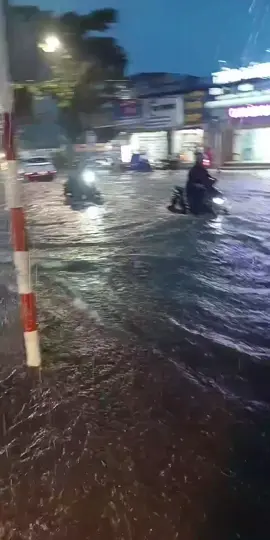 Xin chia sẻ một vài khoảnh khắc yêu thích từ phiên LIVE gần đây của tôi. Cuộc trò chuyện cùng những điều bất ngờ luôn diễn ra trực tiếp – đừng bỏ lỡ trong lần tới tôi phát LIVE nhé! #tiktoklive #livehighlights