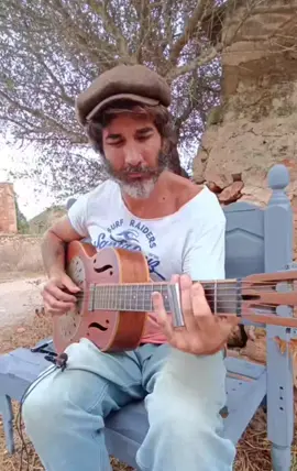 Mocking Spirits 🪦🌑 Today, a new blues is born from the blackest swamps of my soul.  ______________________ Espíritus burlones 🪦🌑 Hoy nace un nuevo blues desde  los pantanos más negros de mi alma.  @muleresonatorguitars♥️ #bluesguitar #deltablues #mallorca 