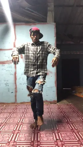 រាំfreestyle😁🇰🇭🇰🇭🇰🇭បែបកាចកាច😁#fypシ #fyp #highlight #foryou #foryoupage 