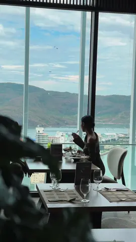 POV: Ở Grand Hyams @Grand Hyams Hotel cả ngày mà chẳng cần đi đâu 🌊 Ăn ngon, spa, chill bên hồ bơi và ngắm Quy Nhơn từ trên cao ✨ 📍 Grand Hyams Hotel Quy Nhơn #GrandHyams #QuyNhon #VietnamTravel #staycation #tiktoktravel 