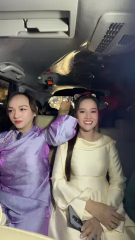 Hành trình trở về lại tuổi thơ
