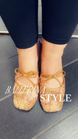 Ballerina vibes without sacrificing comfort 🩰✨@Laurel Grace  #BalletFlats #BallerinaStyle #ComfyShoes #CuteShoes #ShoeTok 