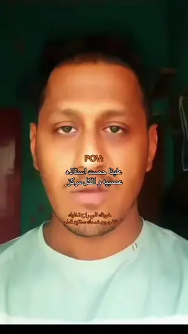 يعد برج المملكة واحداً من أبرز المعالم المعمارية في الرياض، يعد برج المملكة واحداً من أبرز المعالم المعمارية في الرياض، ورمزاً حديثاً يعكس تطور المملكة العربية السعودية ونهضتها العمرانية. منذ افتتاحه، أصبح البرج وجهة رئيسية للسكان والزوار، ليس فقط لارتفاعه المميز، بل أيضاً لما يقدمه من مرافق متنوعة وتجربة فريدة. تم افتتاح برج المملكة عام 2002، وهو مشروع تابع لشركة المملكة القابضة التي يملكها الأمير الوليد بن طلال. يبلغ ارتفاع البرج حوالي 302 متر، ويتكون من 99 طابقاً، ما جعله لفترة طويلة أحد أطول المباني في الشرق الأوسط. تصميمه الفريد الذي يشبه فتحة القوس في أعلى أعلاه يميزه عن بقية ناطحات السحاب، وقد صمم ليكون تحفة معمارية تجمع بين الحداثة والهوية المحلية. يضم البرج مجموعة واسعة من المرافق، منها مكاتب إدارية، وشقق سكنية فاخرة، بالإضافة إلى فندق فورسيزونز الرياض الذي يعد من أفخم الفنادق في المدينة. كما يحتوي على مركز تسوق ضخم يعرف باسم المملكة مول، ويضم العديد من العلامات التجارية العالمية والمطاعم الراقية