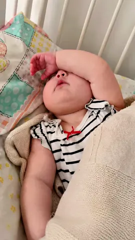 Baby’s “Papa Papa” Is the Definition of Pure Love 💕.#babysayspapa #cutemoment #bestbaby #babysleeping #sosweetbaby 
