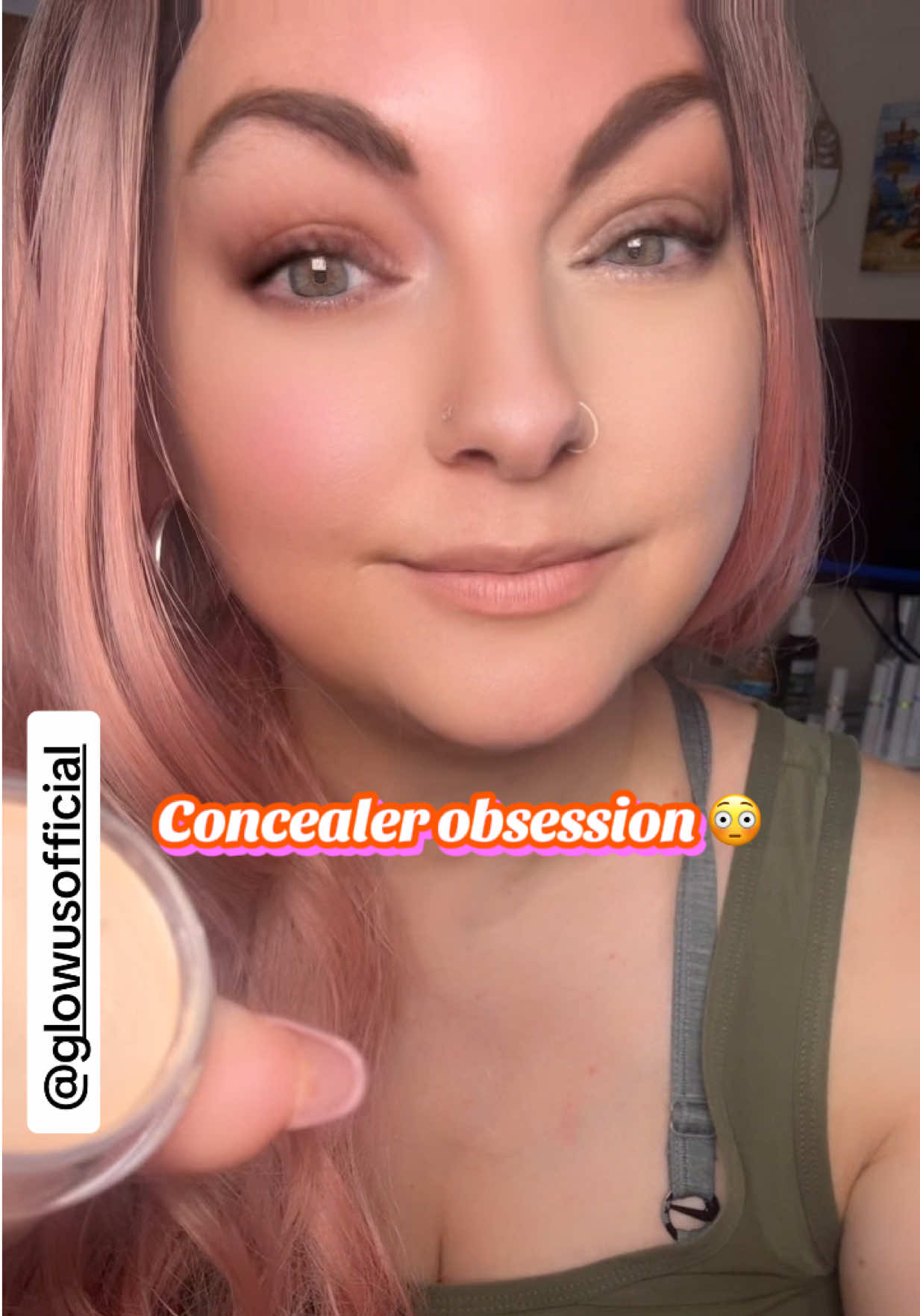 When your concealer gives you a real-life blur filter.. 10/10 @glowusofficial #concealer #BeautyTok #makeuptok #eyes #makeup 