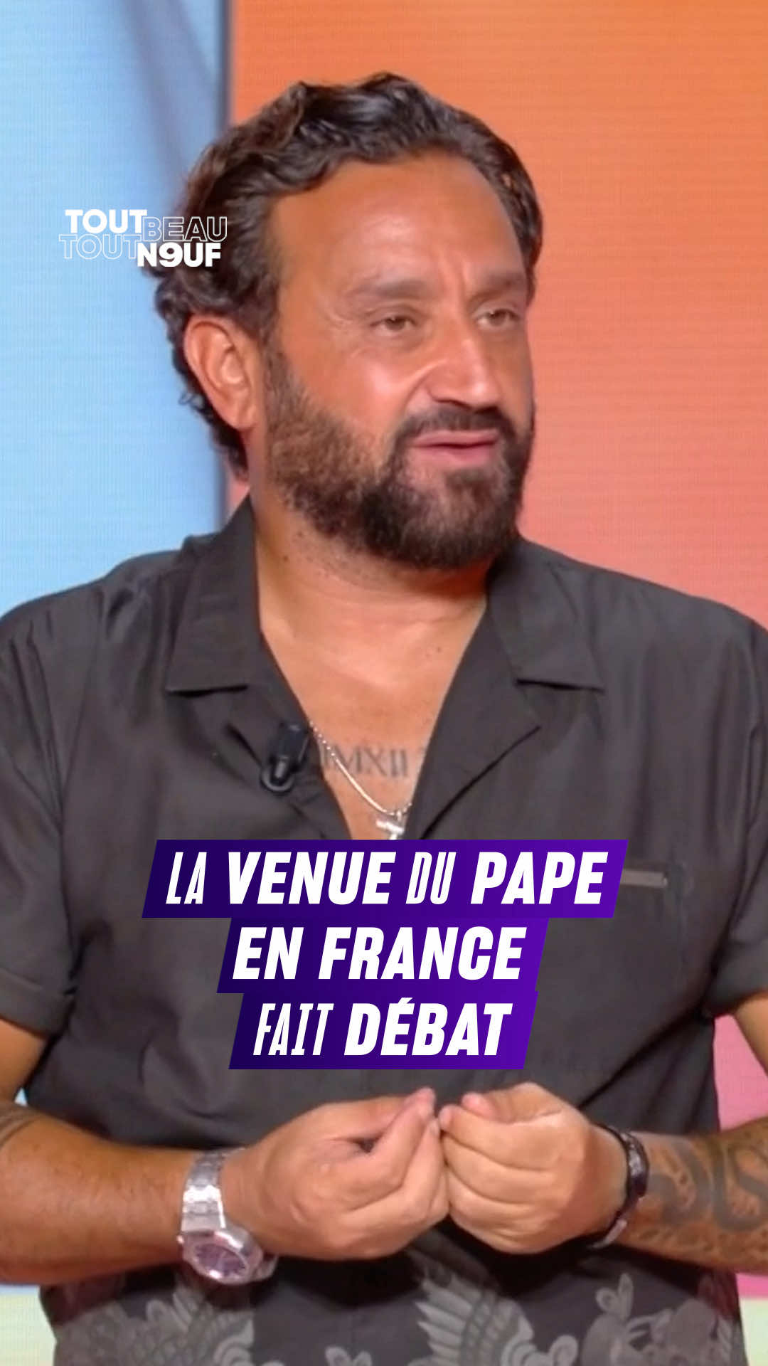 « Les 27 millions d'euros de budget c'est l'Église française qui l'assume. » La venue en France du pape Léon XIV, du 25 au 28 septembre, fait débat après qu’un journaliste s’est étonné du traitement qui lui sera réservé par rapport aux représentants d’autres religions.   #TBT9, du lundi au vendredi à 18:20 sur W9 et M6+ #OnRegardeQuoi 