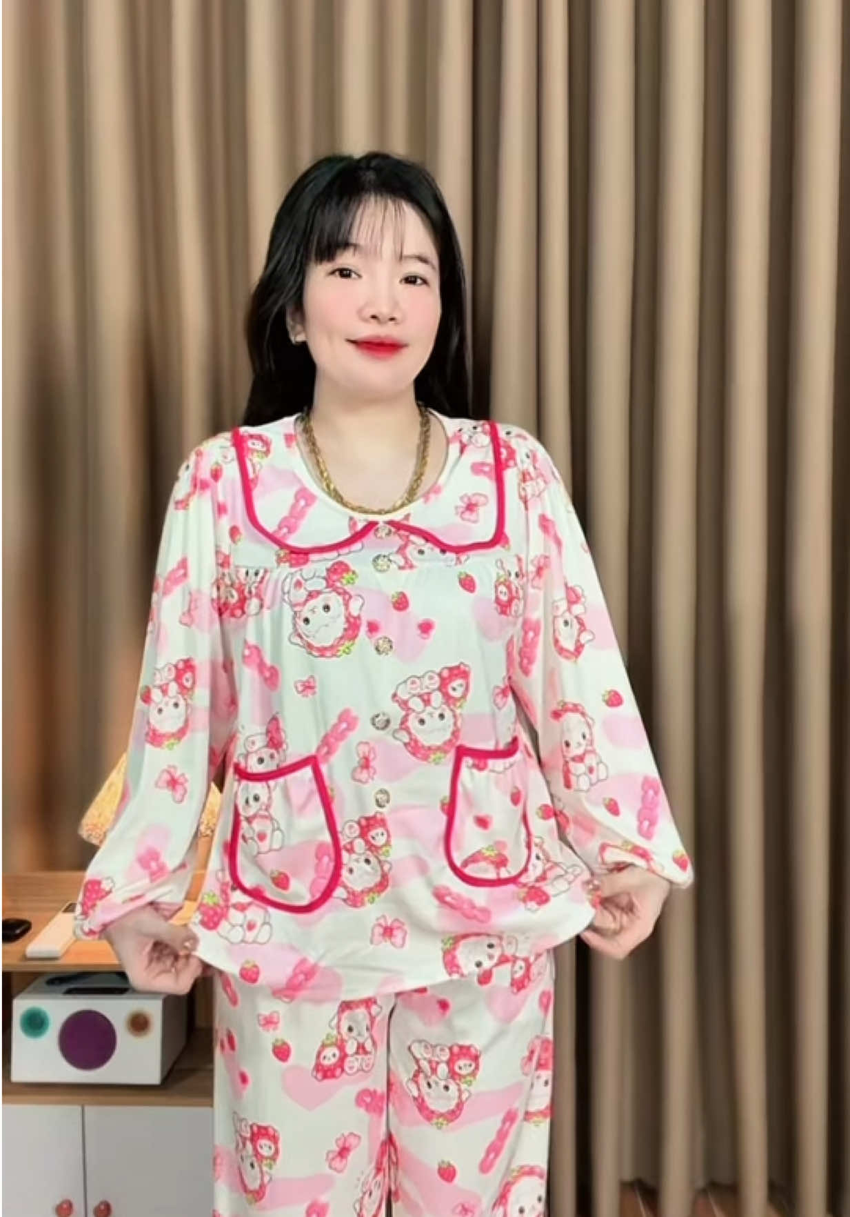 Bộ cổ sen tiểu thư tay dài suông! 