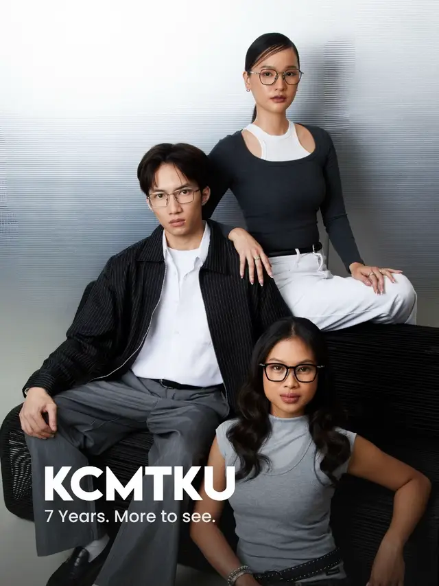 The wait is over — KCMTKU BIGGEST SALE OF THE YEAR IS FINALLY HERE! UP TO 70% OFF* FREE SUNNIES* FRAME START FROM 79K* 18–20 SEPTEMBER  3 days. Big deals. Your next favorite frame is waiting. Don’t just hear about it — come see it for yourself. 📍 Head to your nearest KCMTKU store & shop the anniversary deals! See you in store! *T&C Applied. #KCMTKU #KCMTKUisTurning7 #AutoGlowWithKCMTKU