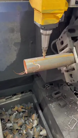 #lasercuttingmachine #laserpipecuttingmachine #Metalcutting #lasercutting #madeinchina 