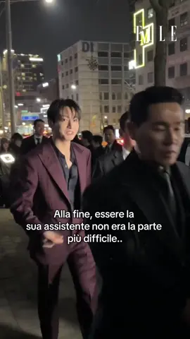 I flash accecano, ma è nel buio che cadono le maschere. 📸🖤 Un contratto spietato e un amore proibito che potrebbe distruggere due vite. Blazing Hearts vi aspetta su wattpad! (Cerca: Ofelia_Jenkins16) #wattpaditalia #kdramaitalia #jungkookff #blazinghearts #idolromance 