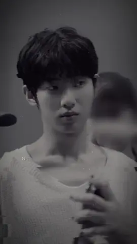 Sao mà xinh xẻo trắng tươi mà đẹp dịu vậy trời #siwoo #ParkSiwoo #parksiwoo #sasik #lờiđềnghịcủacôngtốviên 