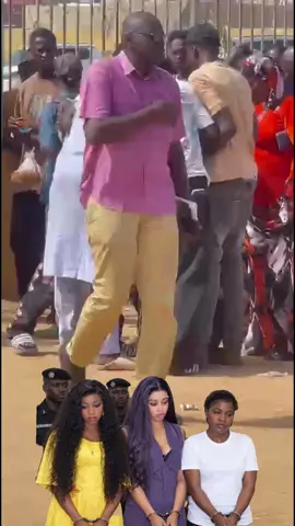 Hooo ndeyssane scéne émouvante devant Le tribunal :Rox et Jessica 6 mois ferme 😭😭😭