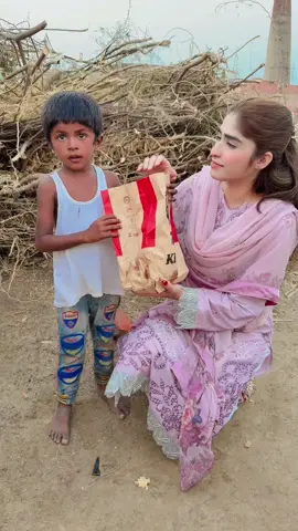 Give that things to others which you like for yourselves🙏🏻#kindness #Love #others #fyp 