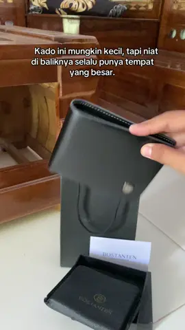 Kado buat cowok hebatku #kadocowok #kadopacar #kadoulangtahun #dompetpria #fyp 