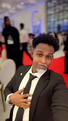 @Ashraf Plus Doorke ayan kuso bixi lahay hada film jili lahay #fyp #somalitiktok #kingbiriq @Nasiye 