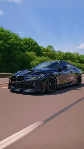 BMW M4 Coupe (thế hệ G82) Âm thanh gầm rít uy lực của động cơ kết hợp tiếng pô xả đặc trưng khi tăng tốc và chuyển số.#fyp #vairal 
