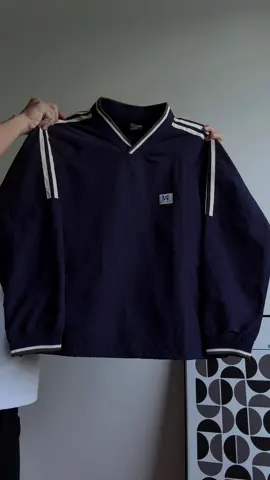Áo Gió Sweater Form Rộng Cổ Tim #aosweater #xuhuong #phoidoxinh #macdepmoingay #fyp 
