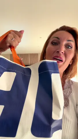 🎄 HAUL ACTION 🎄 Ai-je encore craqué pour Noël ? 😅 ÉVIDEMMENT ! 🤣🤣 À ce stade, je ne fais plus des achats de Noël… je prépare directement l’ouverture d’un village de Noël chez moi 😂🎅 Tic tac… Noël approche et moi, je suis déjà prête depuis septembre ! 😭🤣🎄 #HaulAction #ActionAddict #Noël #Noel2026 #Craquage    @actionfrance @actionnederland 🎅✨