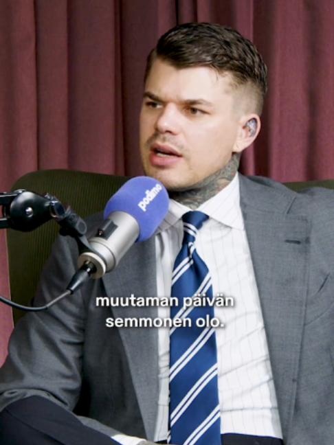 @nicolingman avoimena huonosta päivistä ja vaikeista elämänvaiheista uudessa @akilinnanahdetalkshow jaksossa ❤️‍🩹 Nappaa profiilin linkistä maksuton kokeilu ja kuuntele koko jakso Podimossa! #akilinnanahdetalkshow #podimosuomi @akilinnanahde